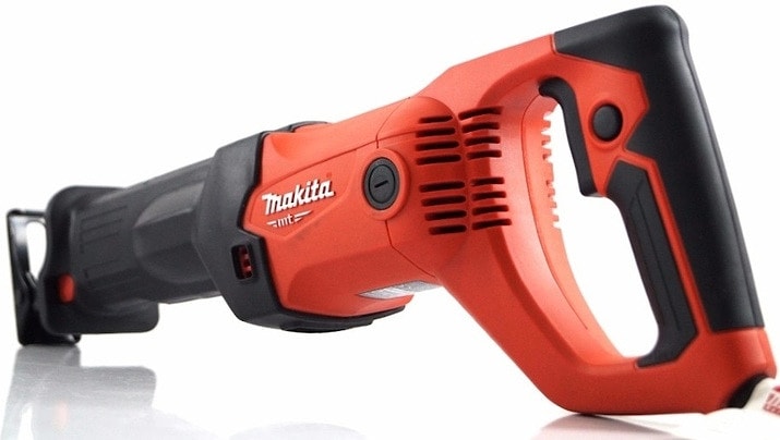 Сабельная пила Makita M4501